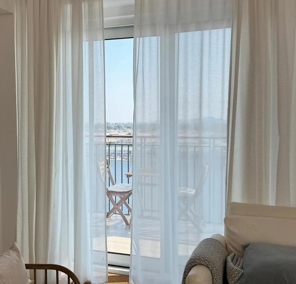 Διαμέρισμα 3-Bedroom With Canal Views Voyage Αμπού Ντάμπι